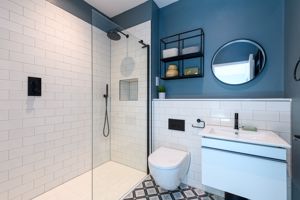 En-Suite- click for photo gallery